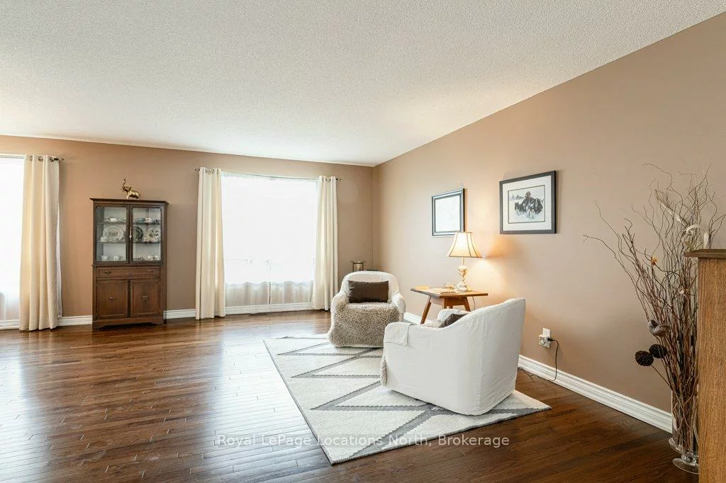269, Pine, Bayshore, Barrie