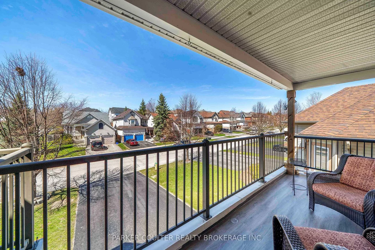 1, Windsor, Innis-Shore, Barrie