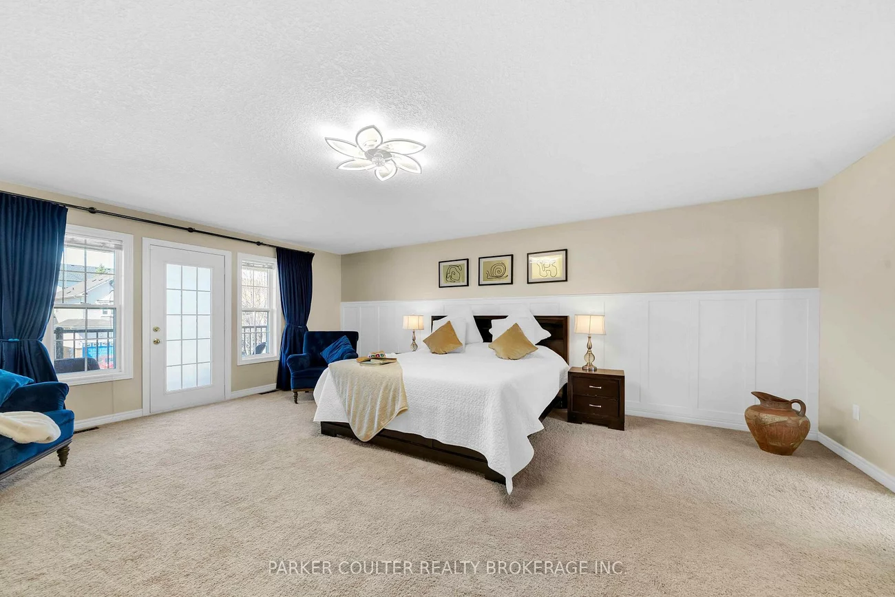1, Windsor, Innis-Shore, Barrie