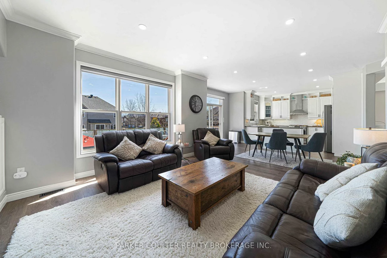 1, Windsor, Innis-Shore, Barrie