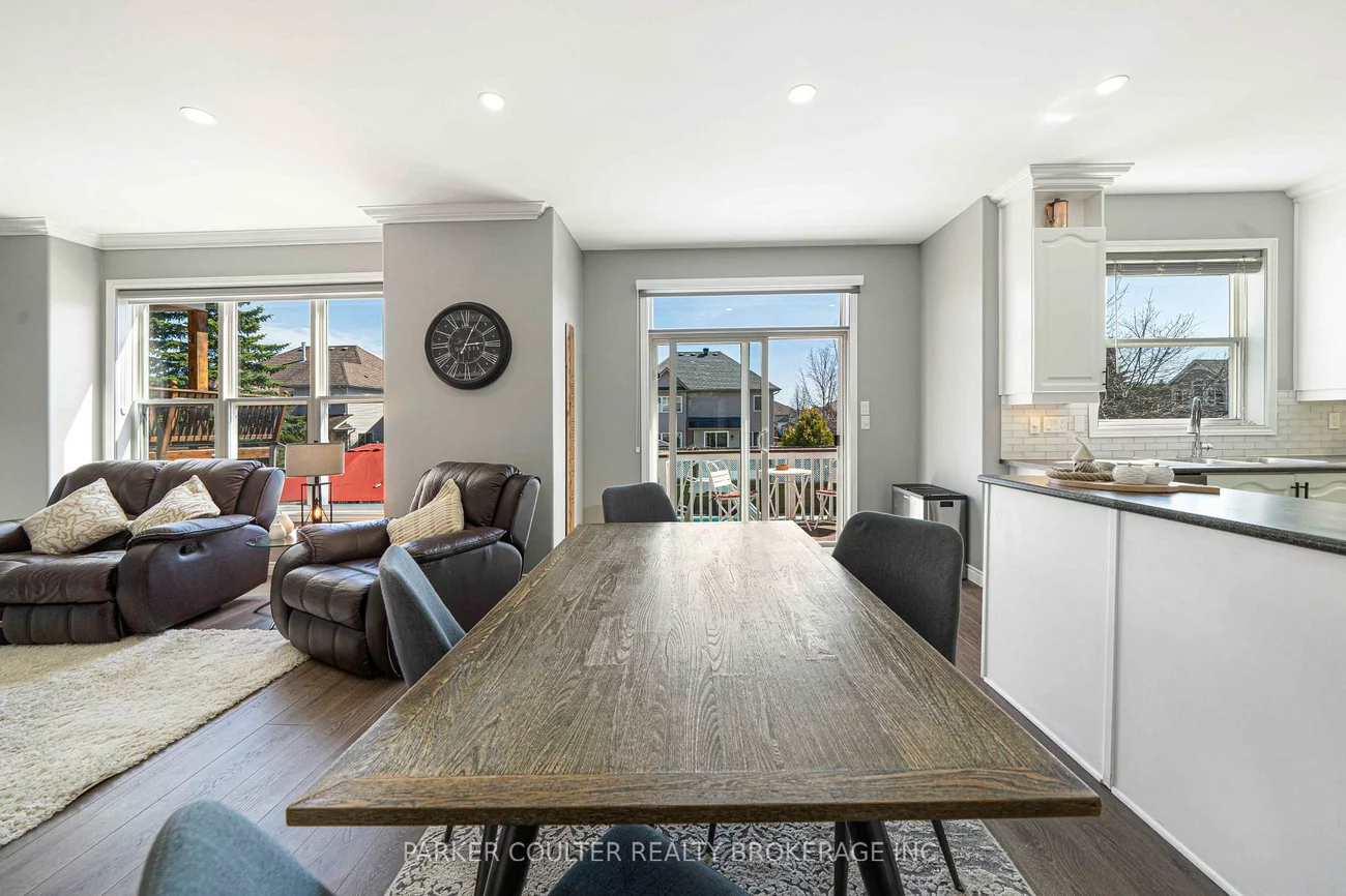 1, Windsor, Innis-Shore, Barrie