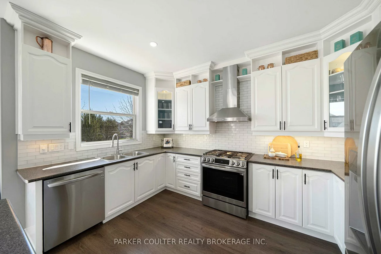1, Windsor, Innis-Shore, Barrie