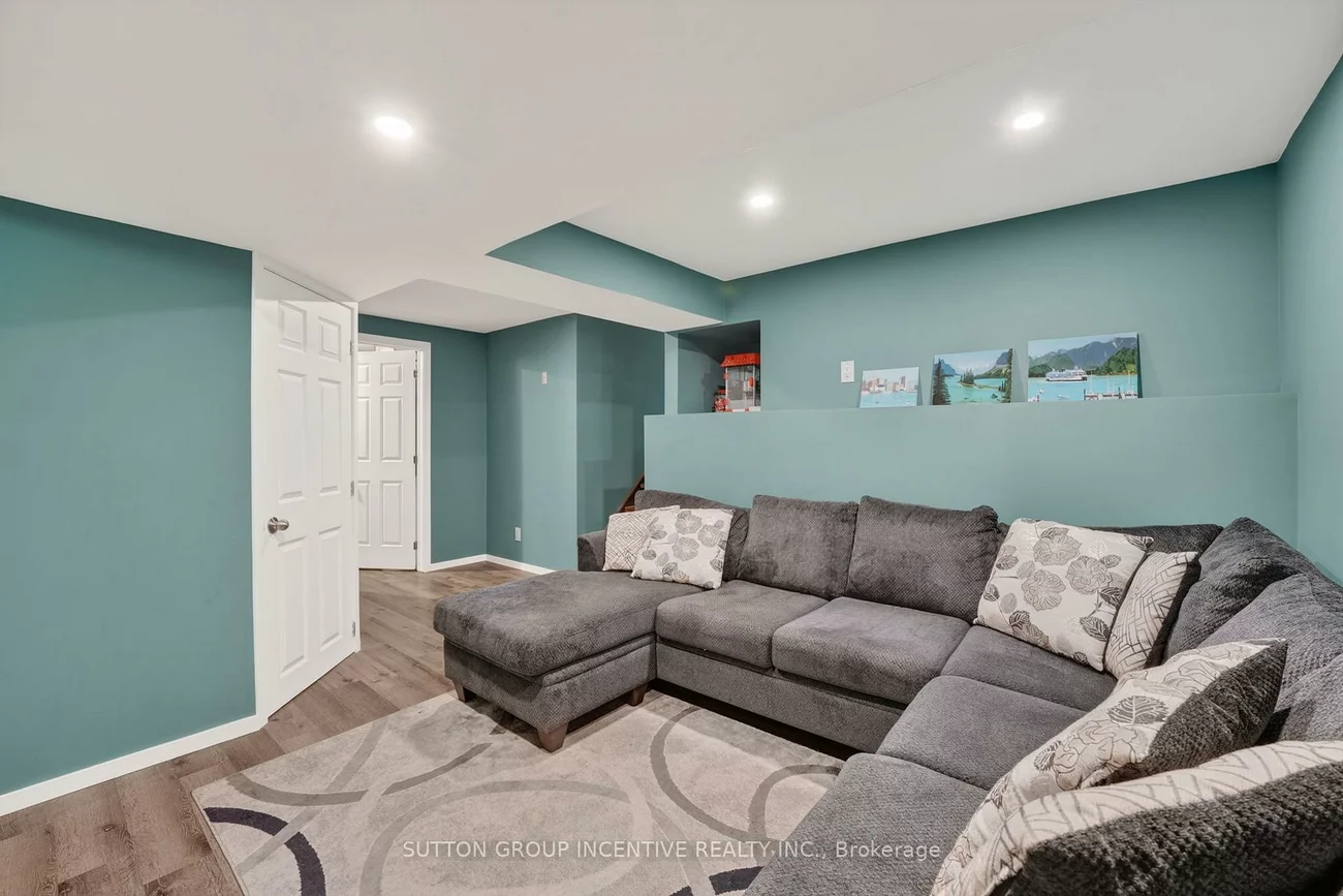 20, Broadfoot, Letitia Heights, Barrie