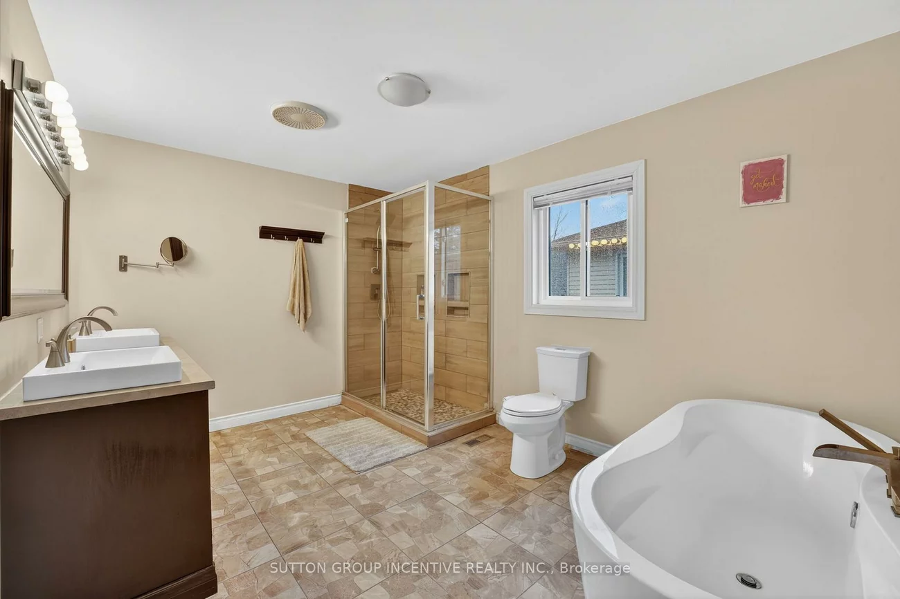 20, Broadfoot, Letitia Heights, Barrie