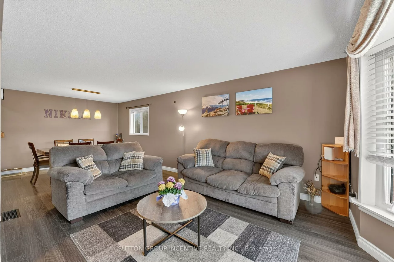 20, Broadfoot, Letitia Heights, Barrie