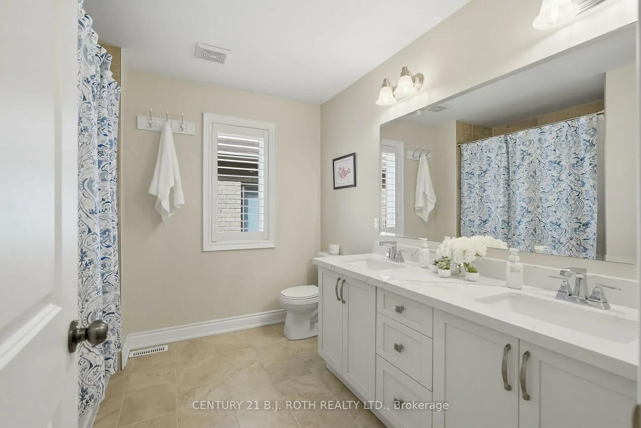 30, Capps, Bayshore, Barrie