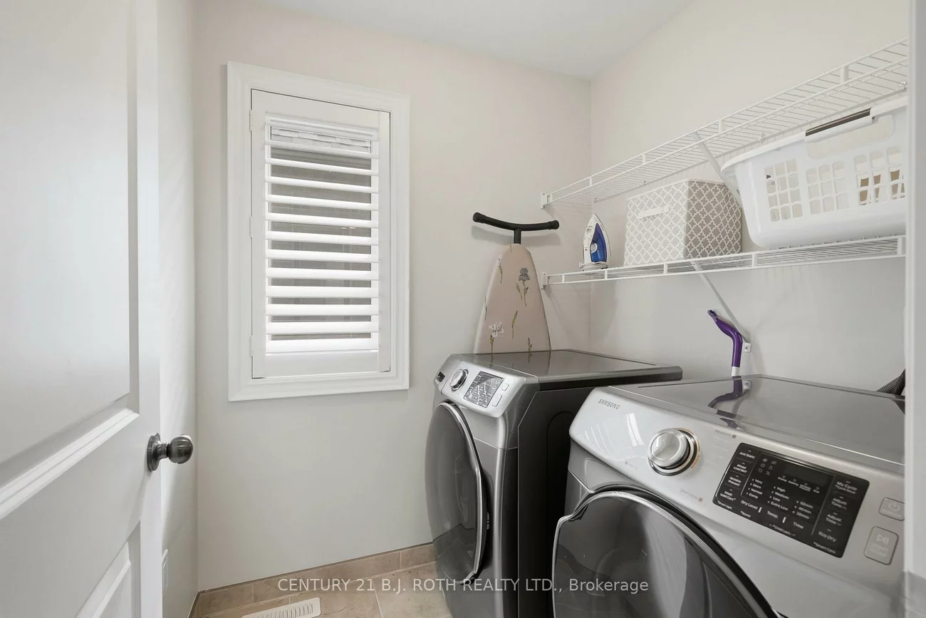 30, Capps, Bayshore, Barrie