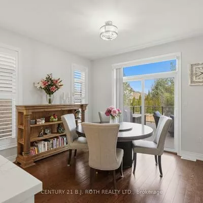 30, Capps, Bayshore, Barrie