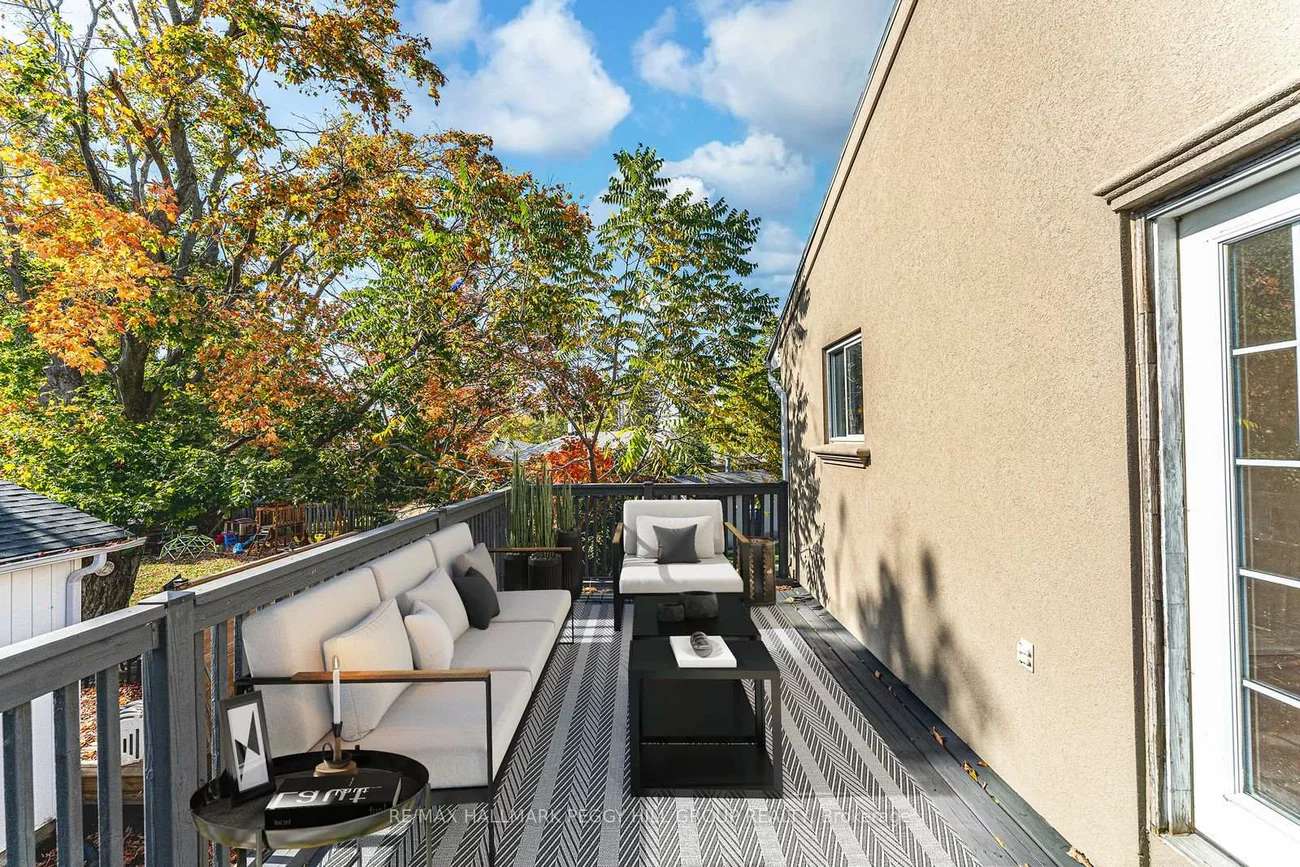 262, Duckworth, Codrington, Barrie