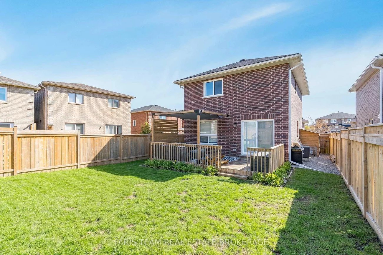 6, Majesty, Innis-Shore, Barrie