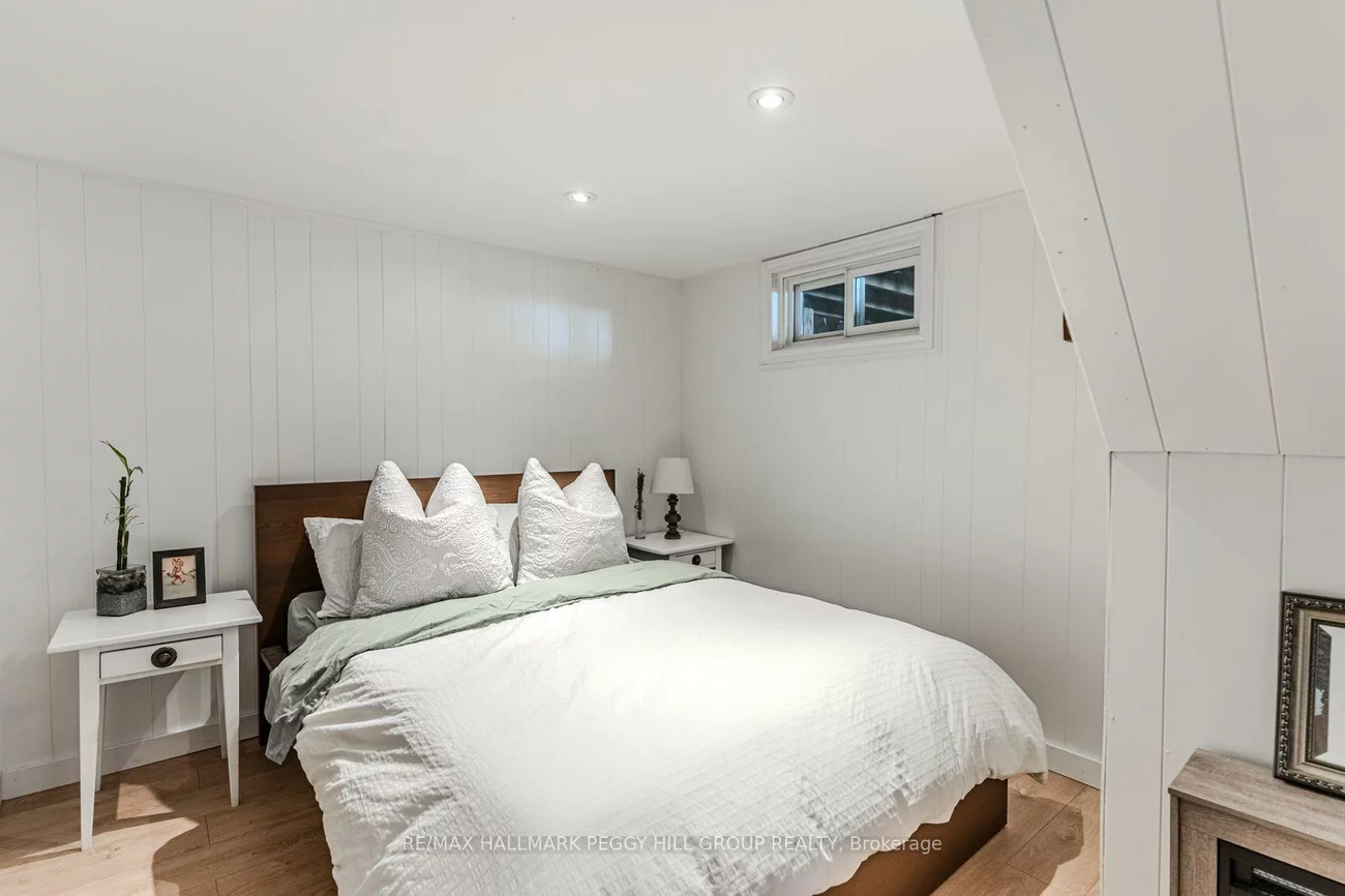 10, Holgate, Allandale, Barrie