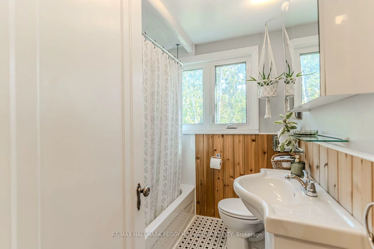 10, Holgate, Allandale, Barrie