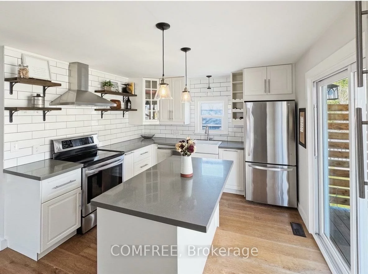 70, Gunn, Wellington, Barrie