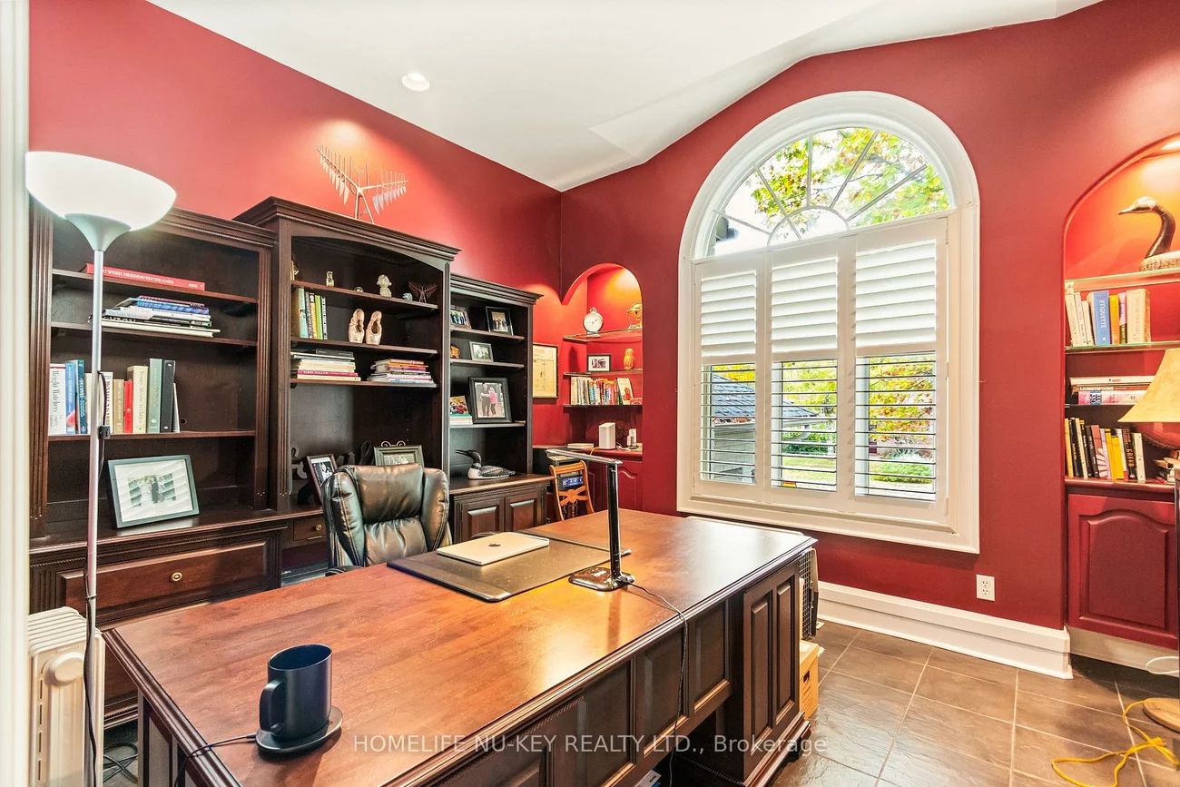 38, CASTLE, Sunnidale, Barrie