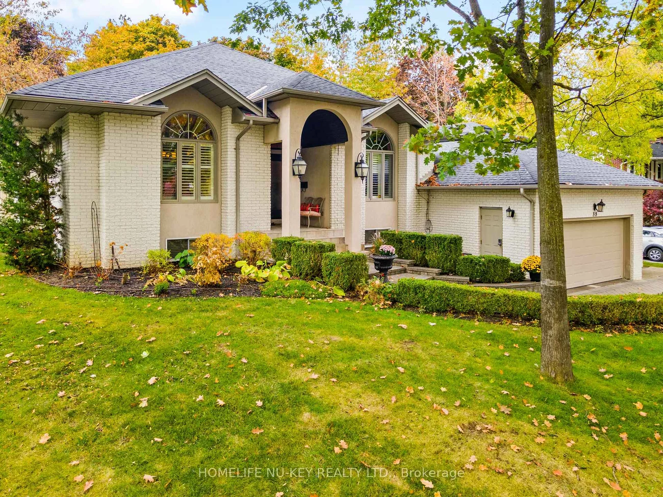 38, CASTLE, Sunnidale, Barrie