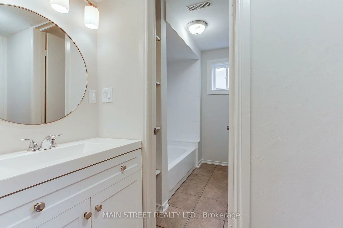 189, Browning, Letitia Heights, Barrie
