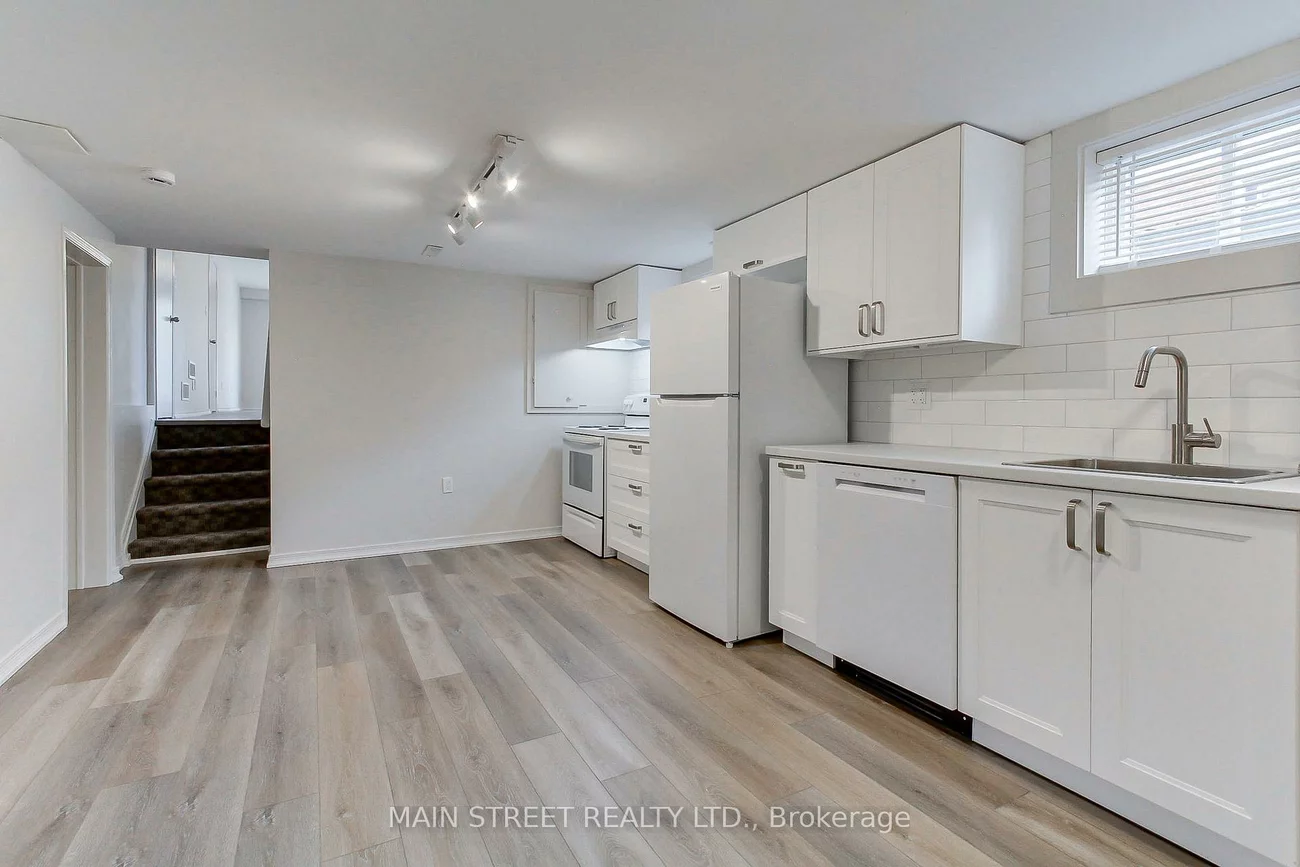 189, Browning, Letitia Heights, Barrie