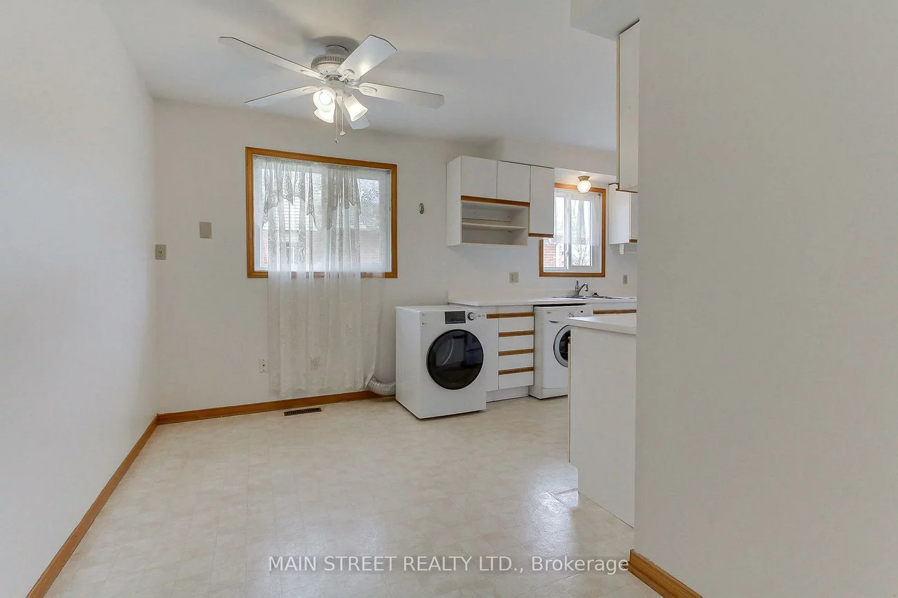 189, Browning, Letitia Heights, Barrie
