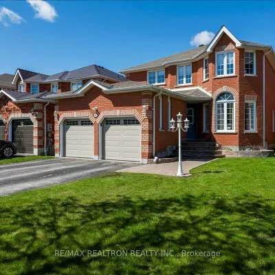 16, Bear Creek, Holly, Barrie