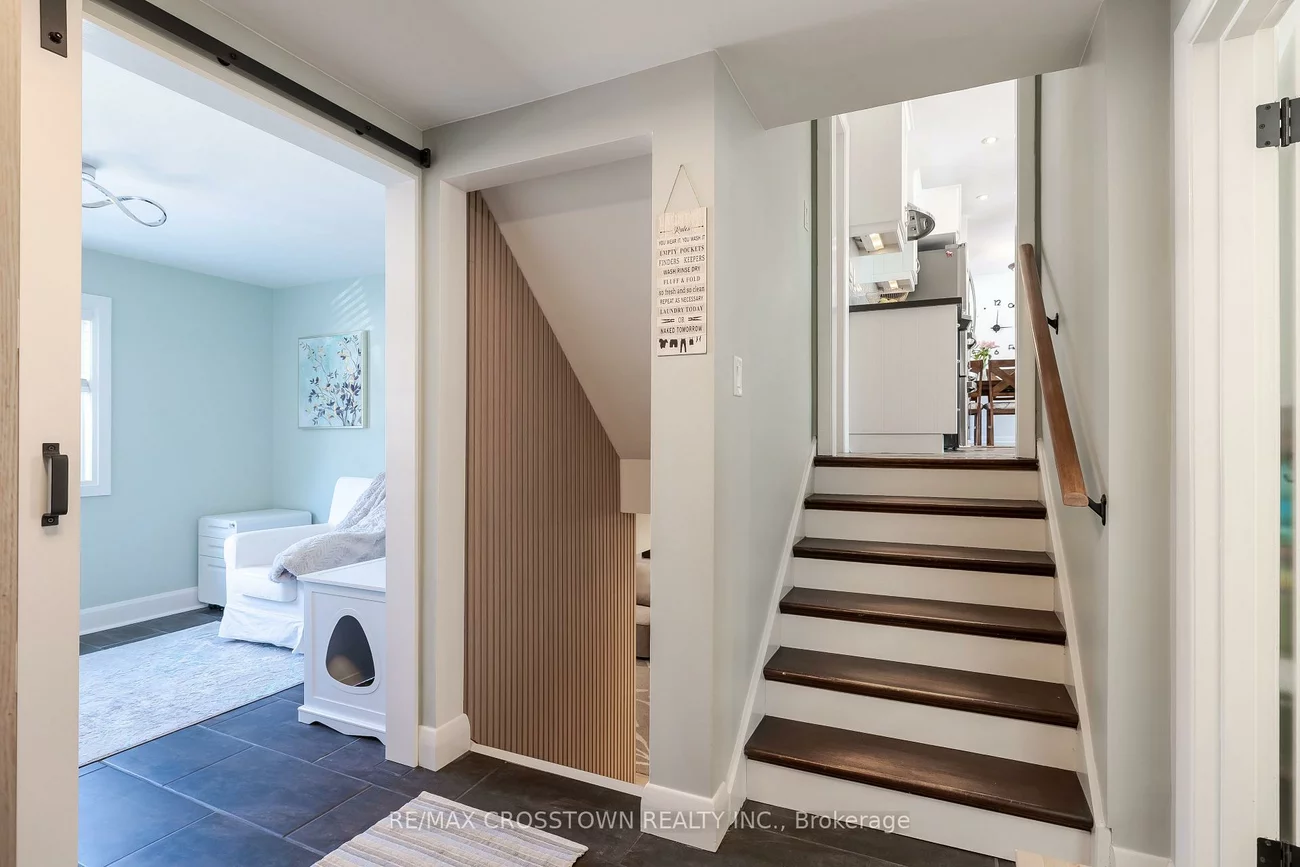11, Castle, Sunnidale, Barrie