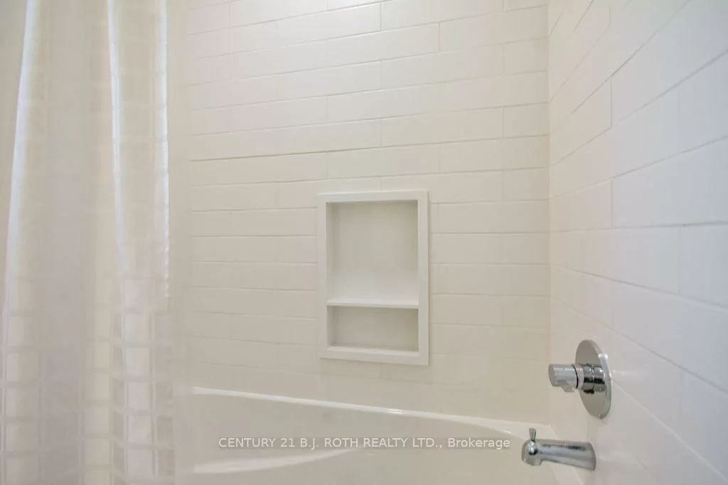 112, Crimson Ridge, Bayshore, Barrie