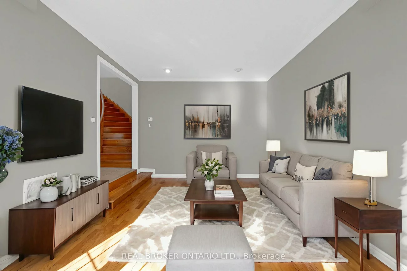 50, Cloughley, Northwest, Barrie