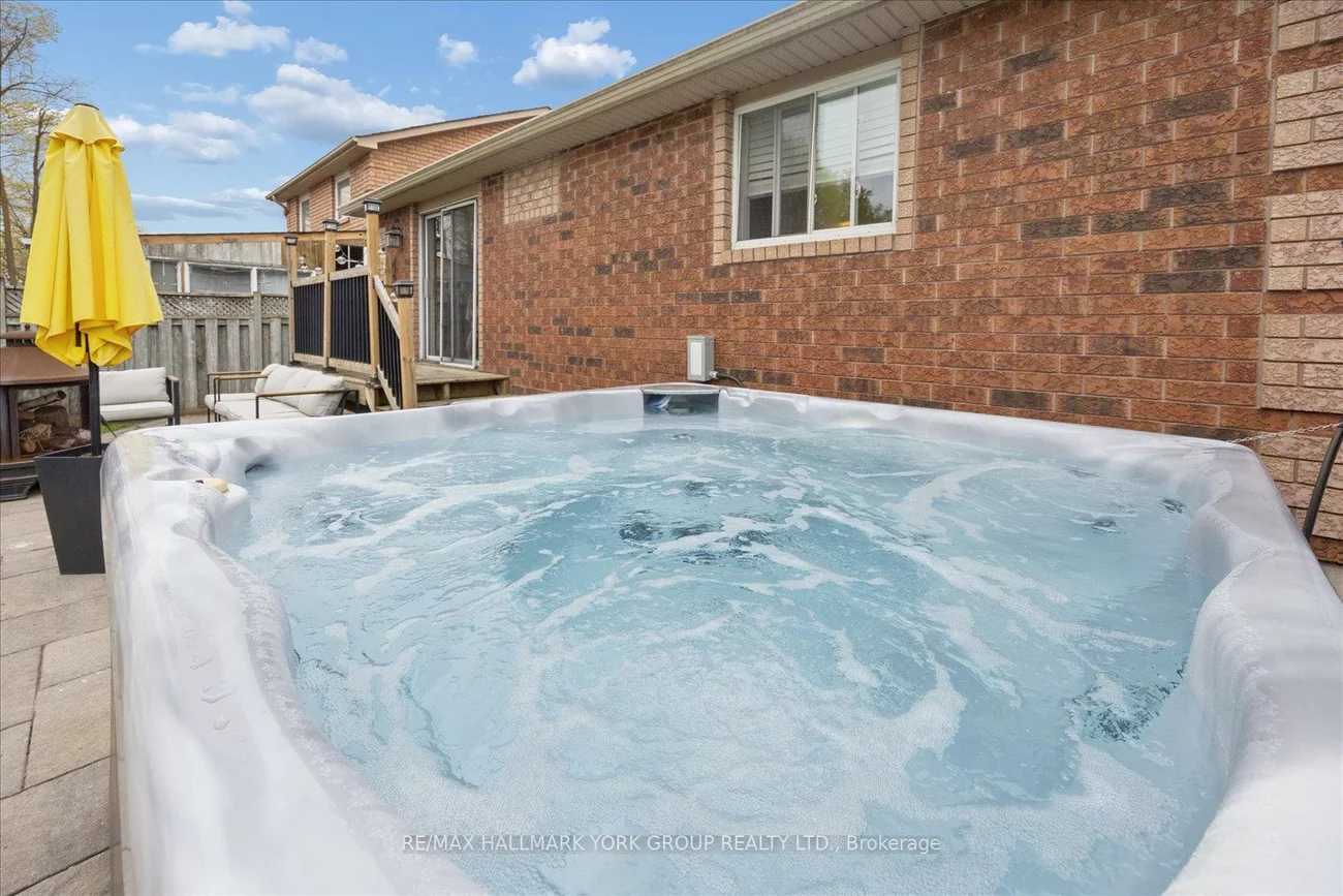 132, Athabaska, Holly, Barrie