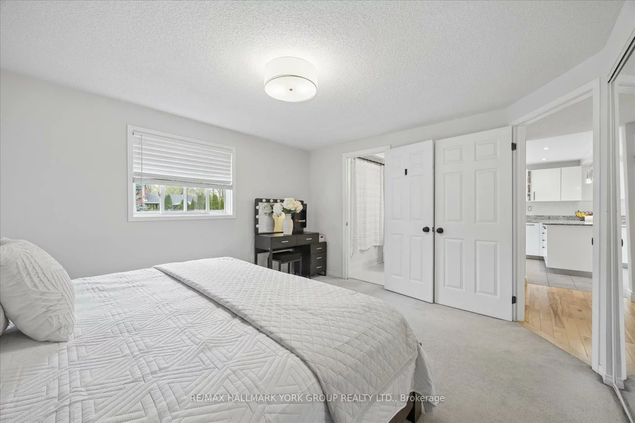 132, Athabaska, Holly, Barrie