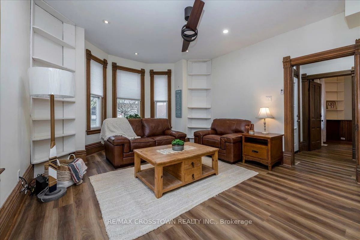 49, Park, Queen's Park, Barrie