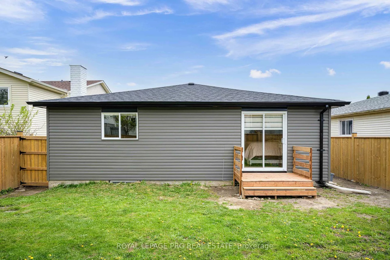 26, Hickling, Grove East, Barrie