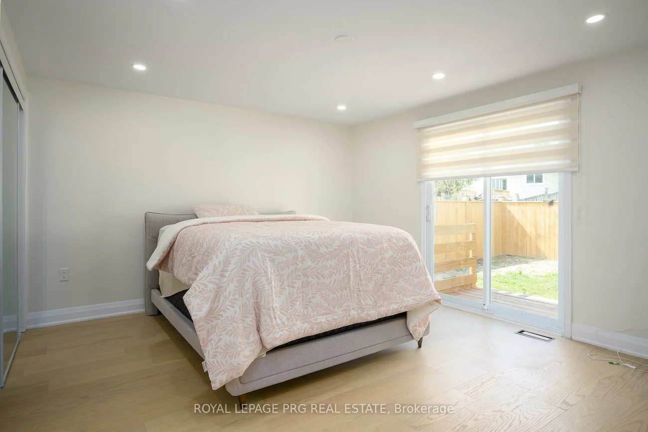 26, Hickling, Grove East, Barrie