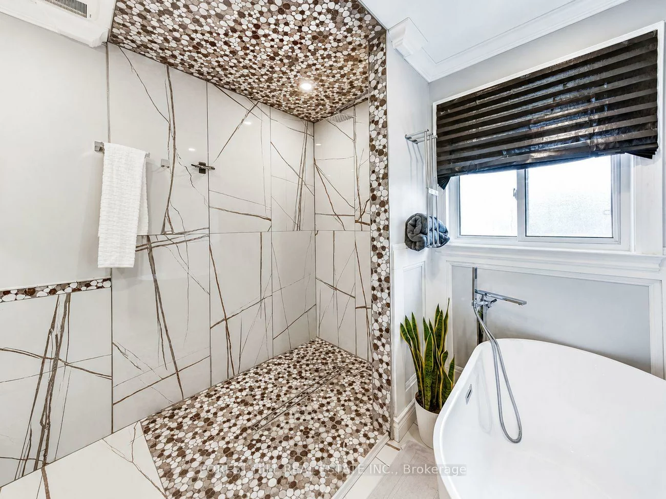 196, Sproule, Edgehill Drive, Barrie