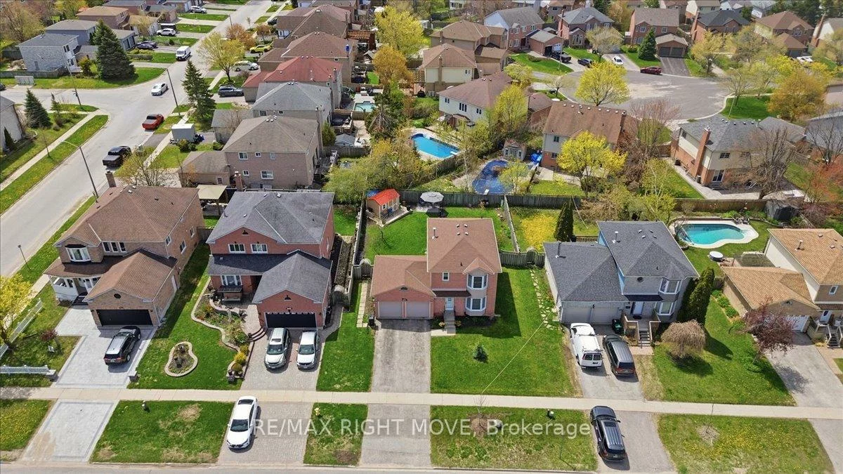 470, st vincent, Cundles East, Barrie
