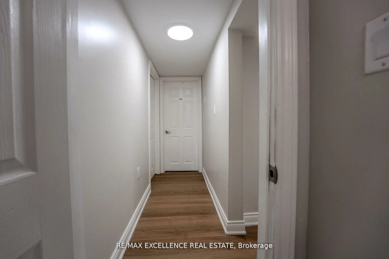 3, Hickling, Grove East, Barrie