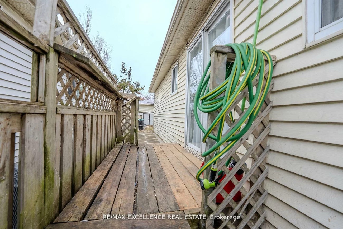 3, Hickling, Grove East, Barrie
