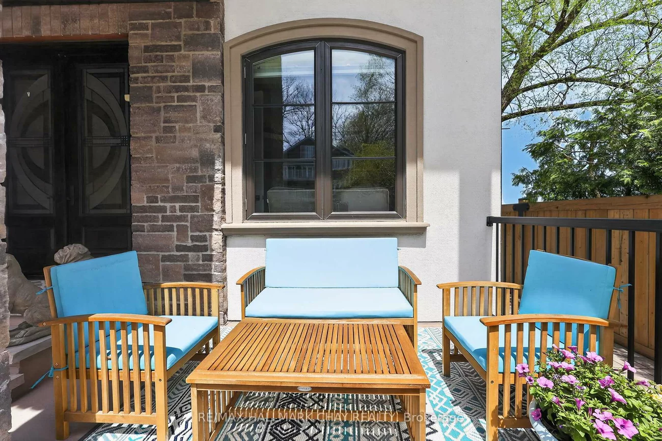 230, Kempview, South Shore, Barrie