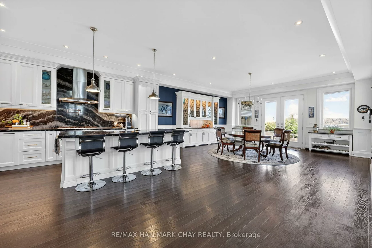 230, Kempview, South Shore, Barrie