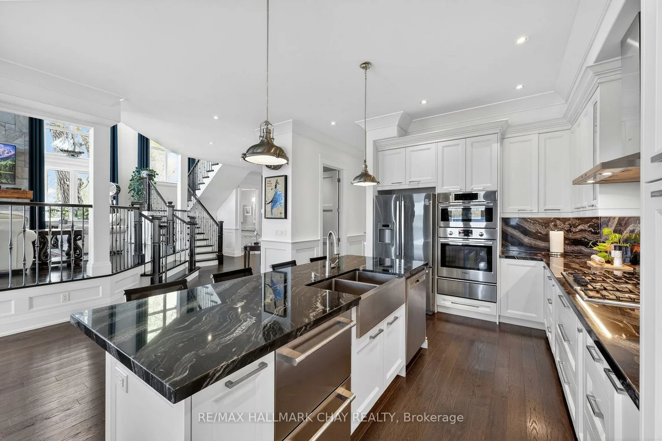 230, Kempview, South Shore, Barrie