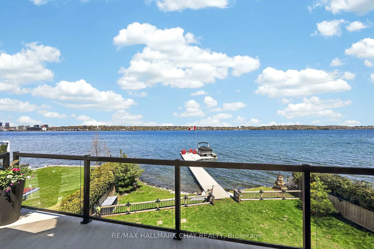 230, Kempview, South Shore, Barrie