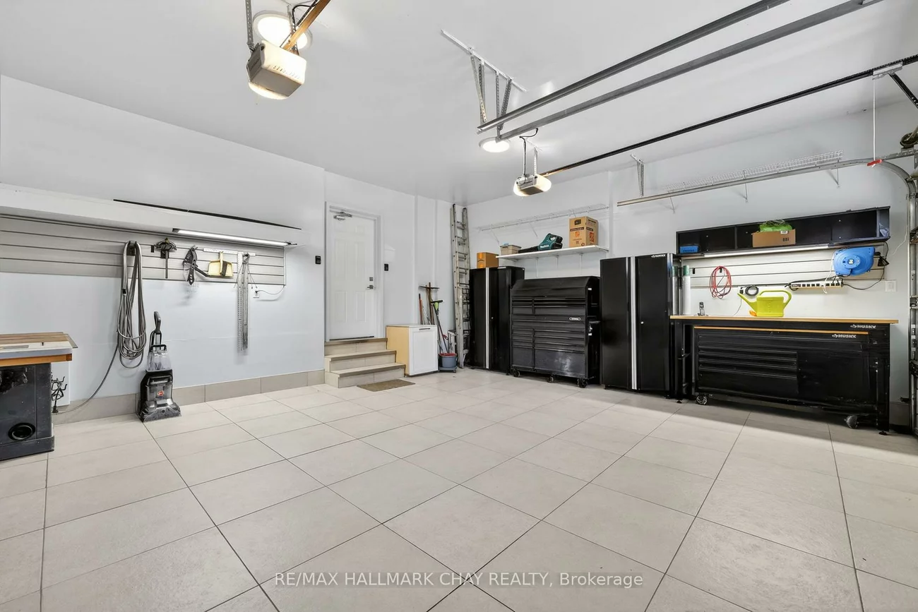230, Kempview, South Shore, Barrie