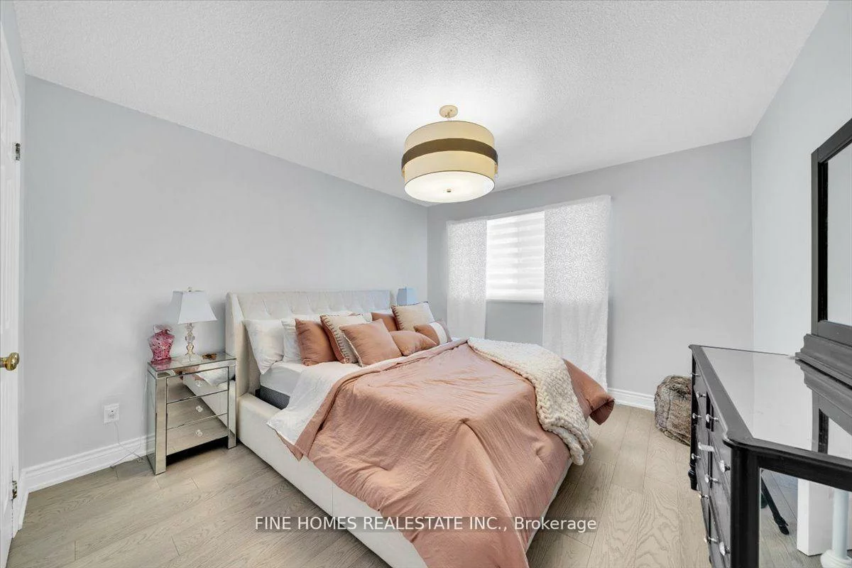 153, Browning, Letitia Heights, Barrie