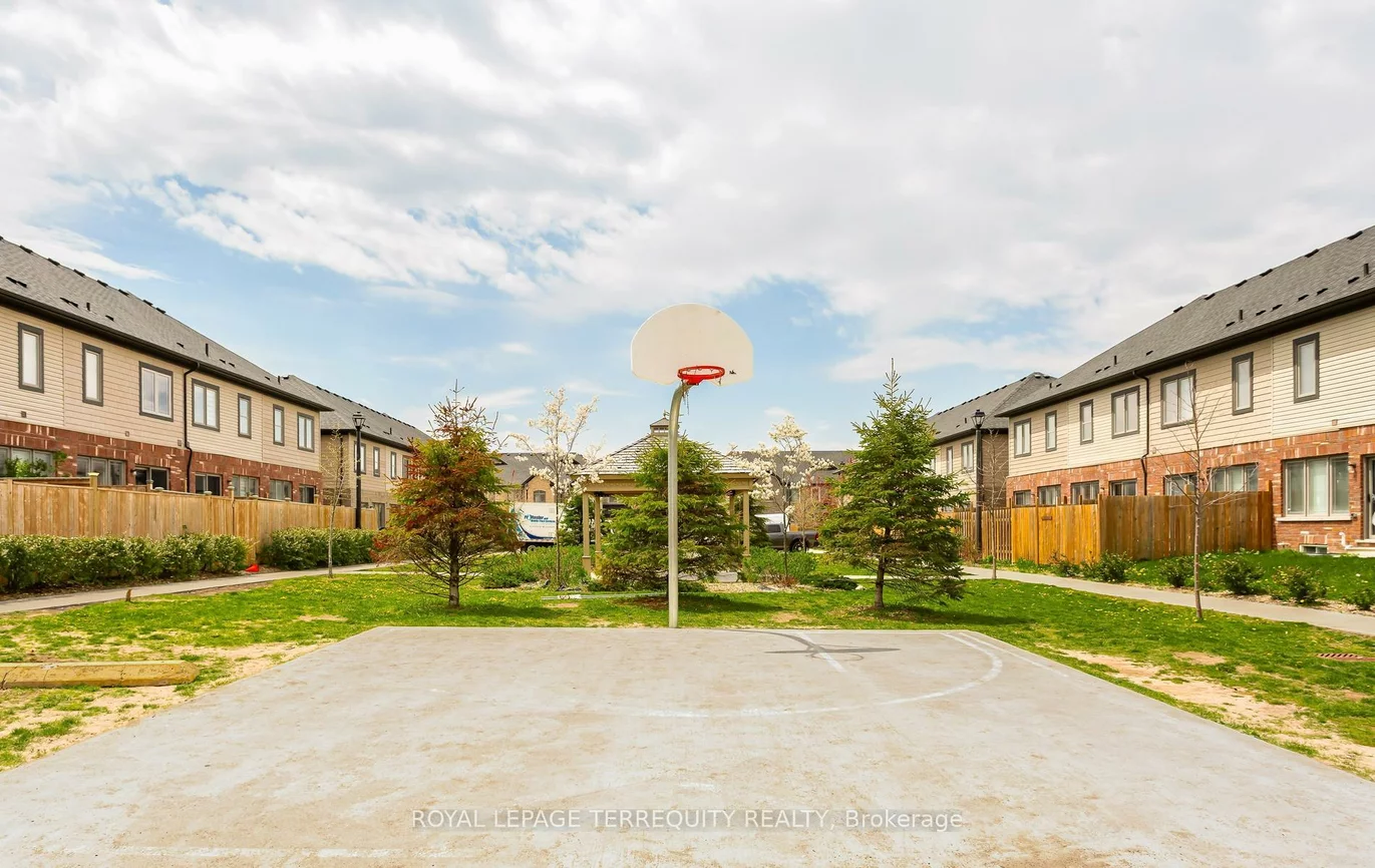 10, Deneb, Ardagh, Barrie