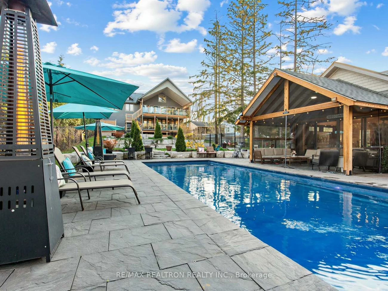 115, Clapperton, Wellington, Barrie