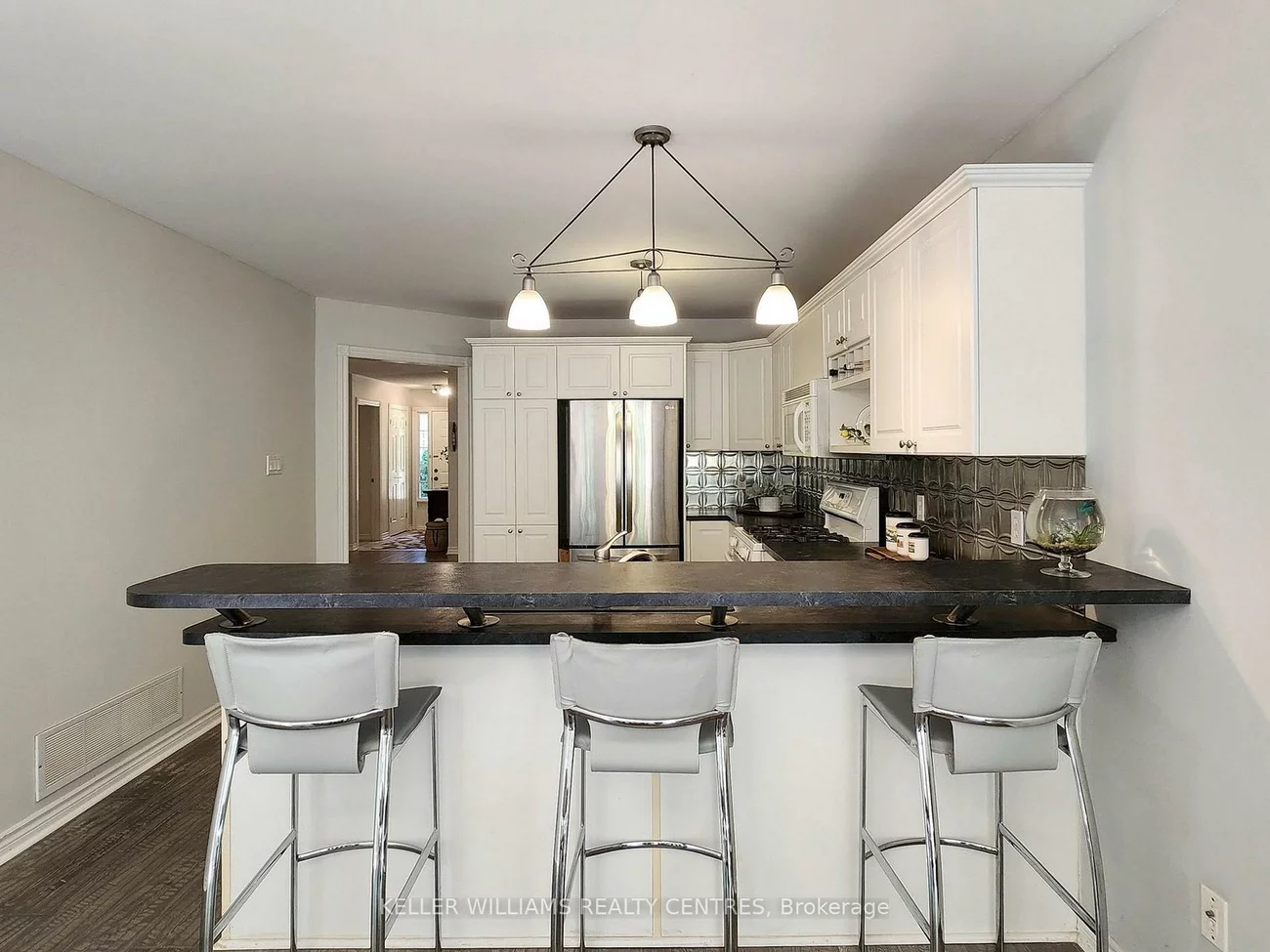 14, Gables, South Shore, Barrie