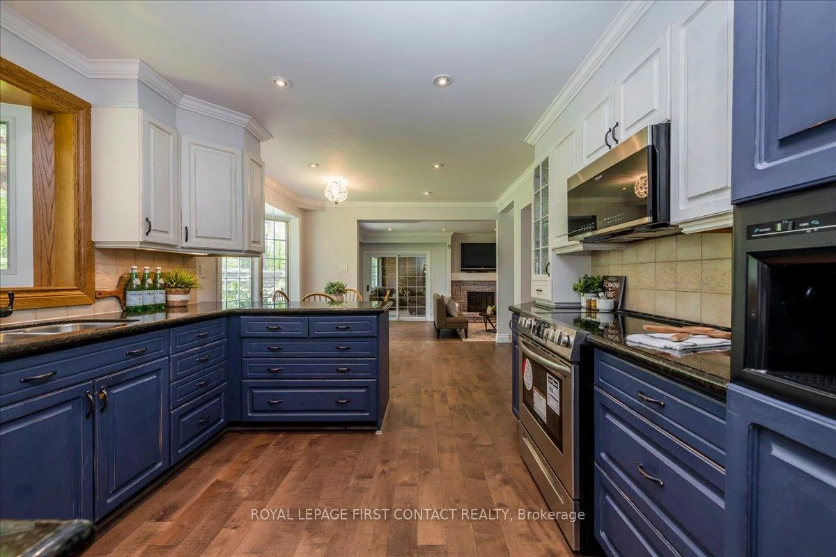 11, Forestwood, South Shore, Barrie