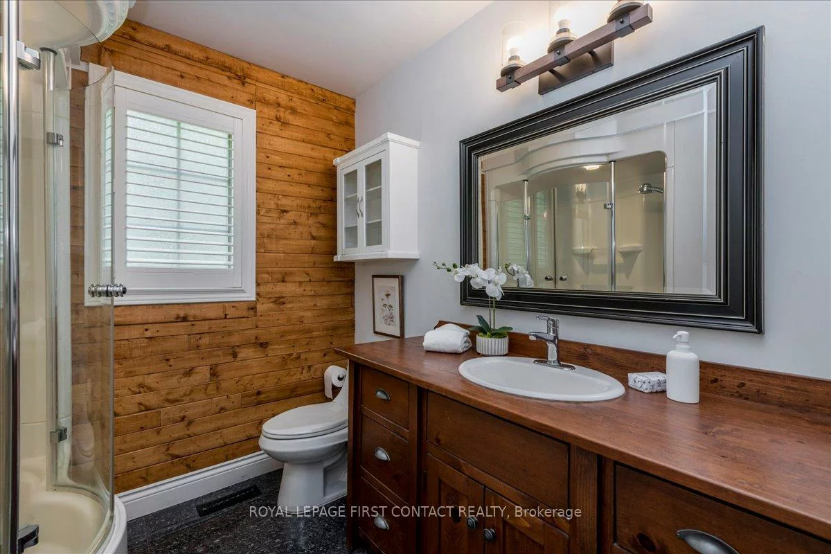 11, Forestwood, South Shore, Barrie