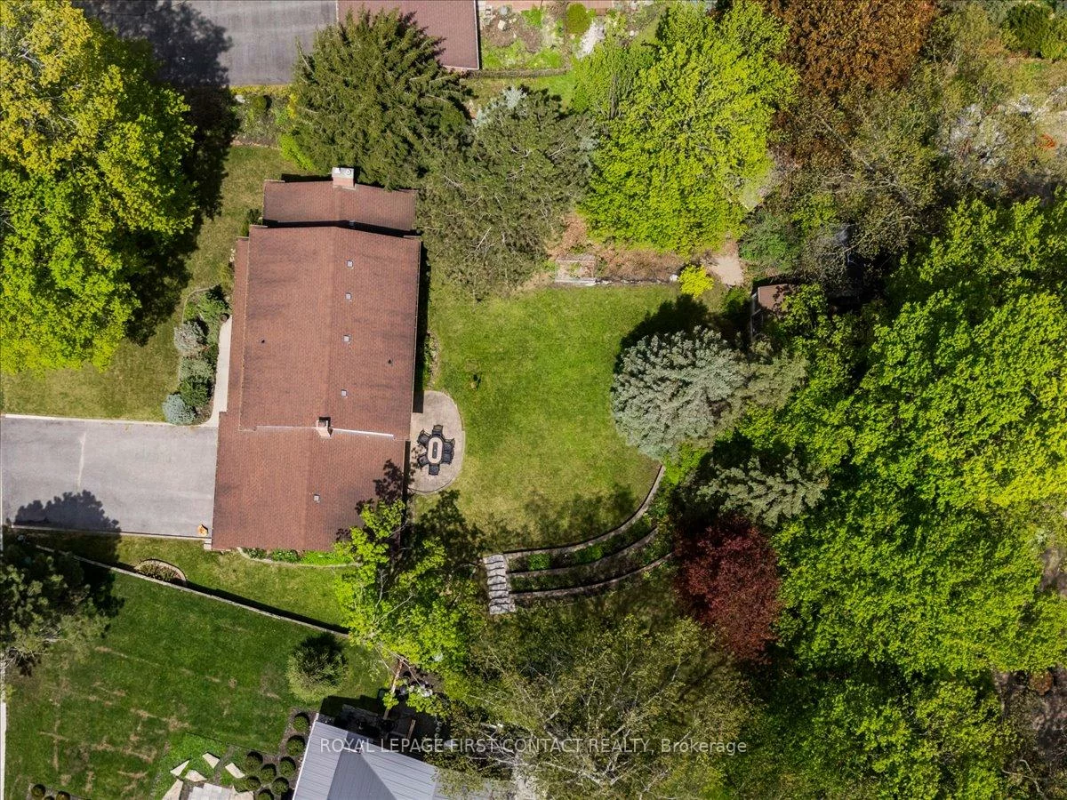 11, Forestwood, South Shore, Barrie