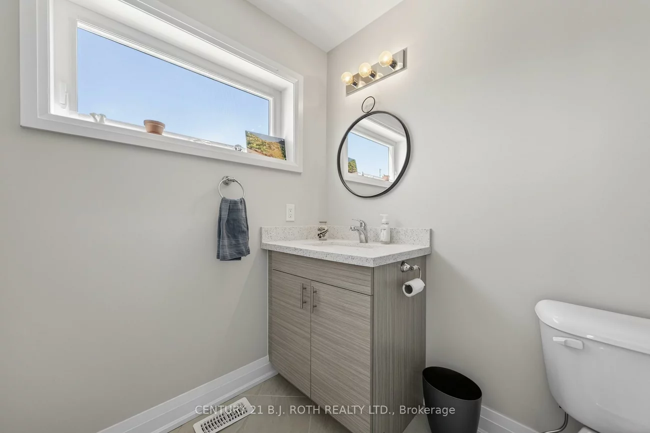 18, Stonehart, East Bayfield, Barrie