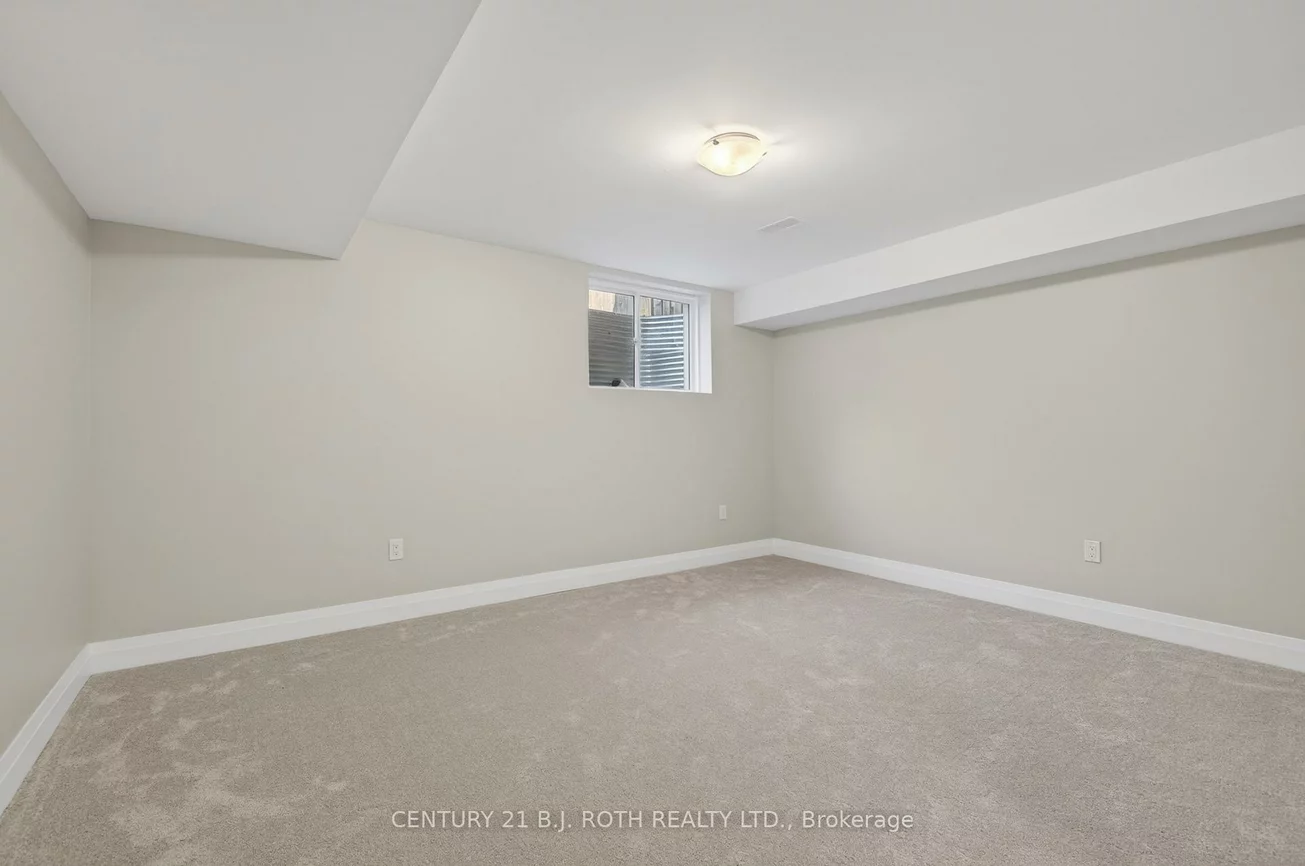 18, Stonehart, East Bayfield, Barrie