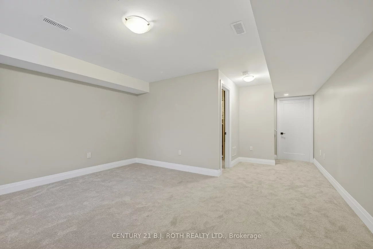 18, Stonehart, East Bayfield, Barrie